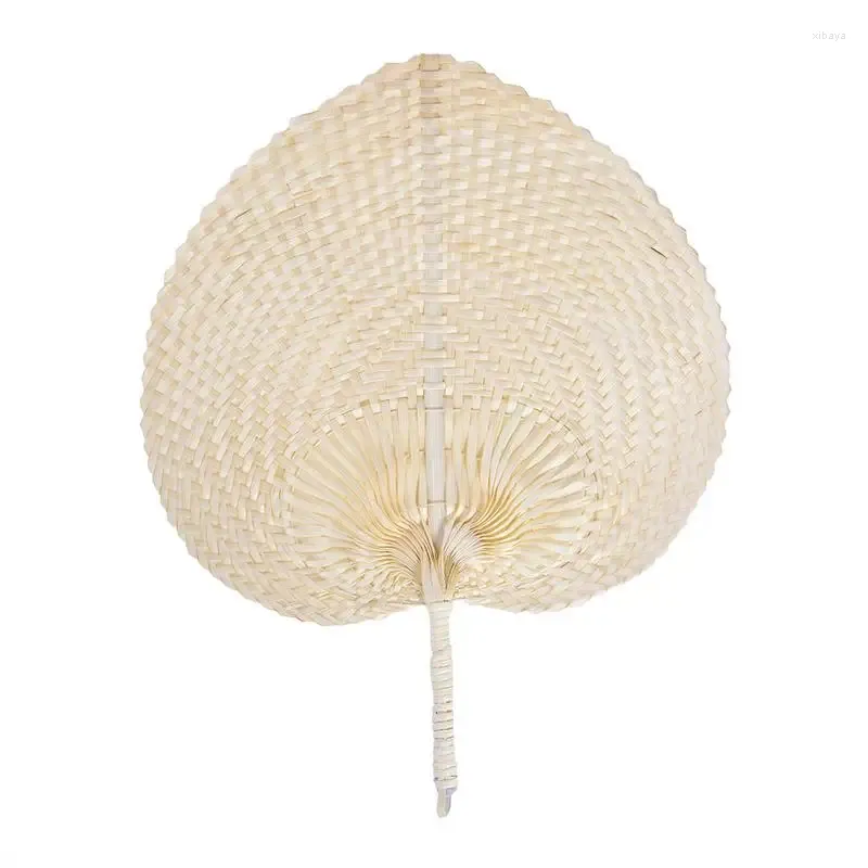 Decorative Figurines Handmade Woven Hand Fan Heart Shaped Bamboo Summer Cooling Chinese Style Mosquito Repellent Decor Crafts