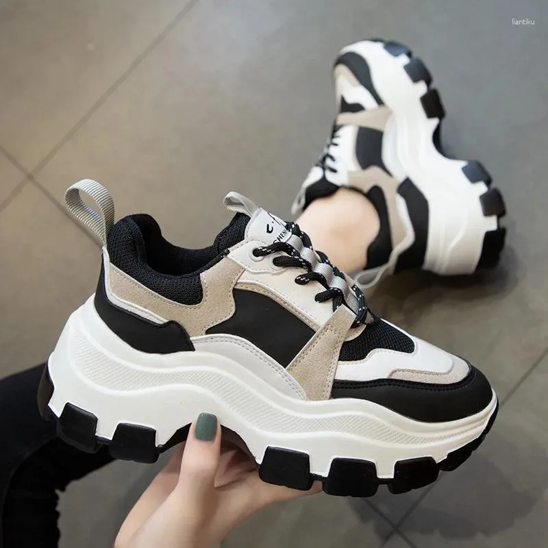 Casual Schuhe JIANBUDAN Turnschuhe Frauen Frühling Frauen Höhe Zunehmende Weiß Schwarz Herbst Chunky Atmungsaktive Freizeit