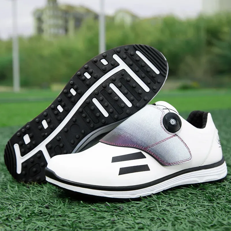 Chaussures Nouvelles chaussures de golf pour hommes confortables non golf décontractés de golf baskets de golf sans pointes de golf de chaussures d'entraînement à pied masculin
