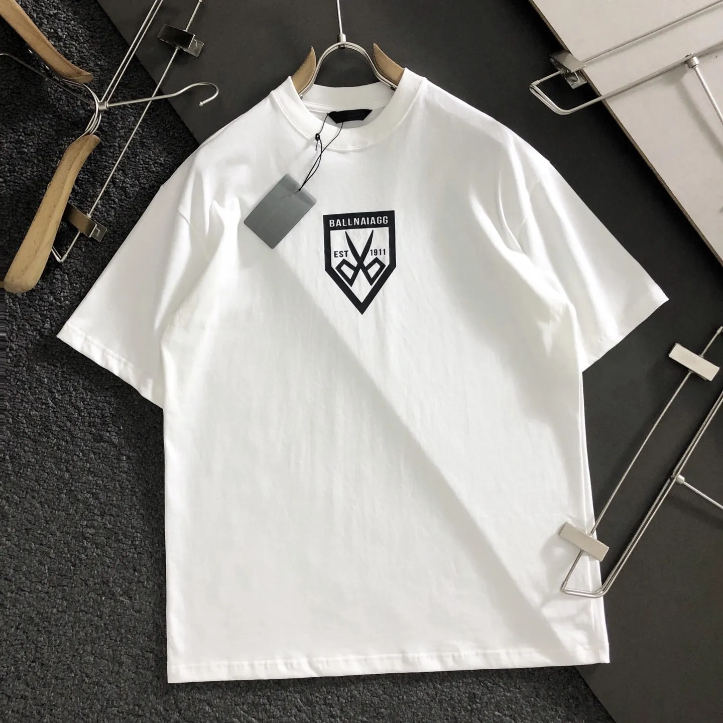 B marca designer de algodão t camisa de luxo camisetas para homens legal senhoras camisetas carta tesoura padrão topo