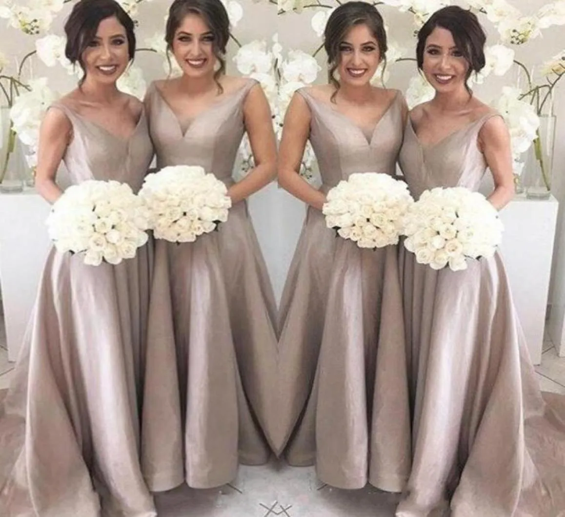 Simples elegante vestidos de dama de honra uma linha sem mangas com decote em v até o chão trem varredura jardim casamento convidados vestidos de festa 2018 sob 903935351