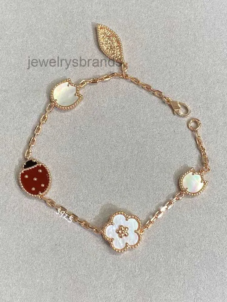 디자이너 Cleef van Four Leaf Clover Bracelet Seven Star Ladybug 925 Sterling Silver Plated 18K Gold Lucky Luckybug Five Flower Bracelet