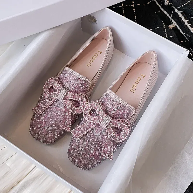 Boots Maogu Woman Pearl Beading Breathable Ballet Flats Beauty Bow Moccasins Shoe for Women Big Size 43 Crystal Bow Flat Shoes