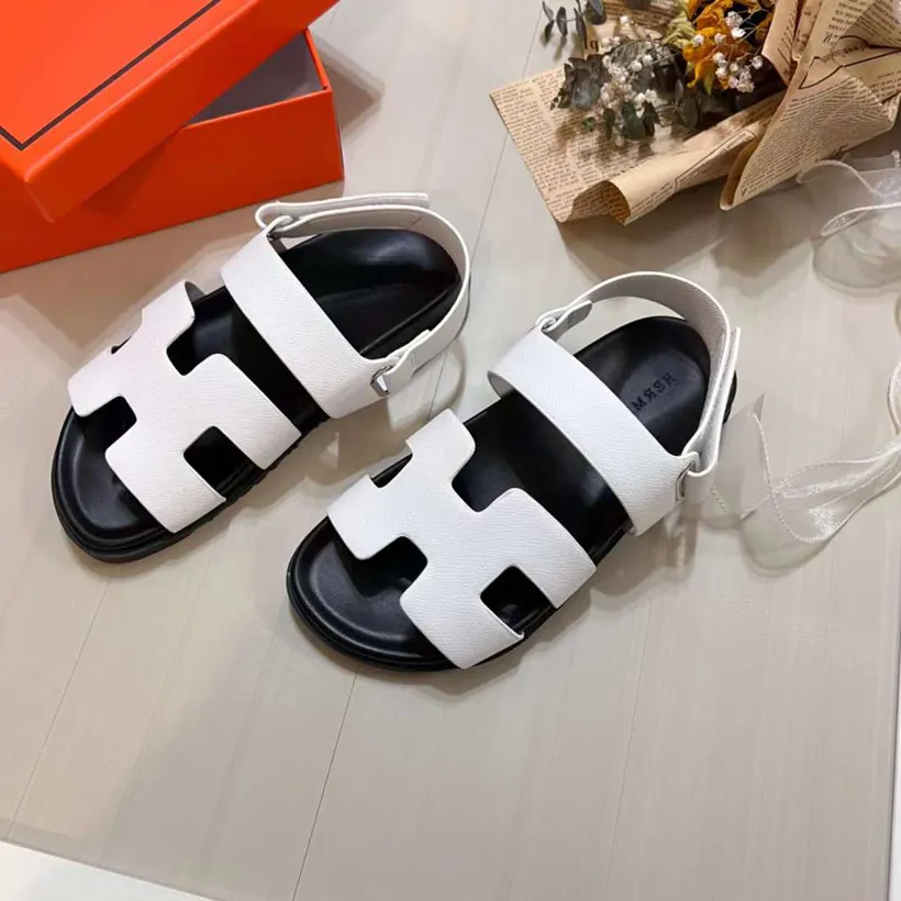 Mode Zomer Chypre Slippers Sandalen Familie Platte Slider Italië Populair Heren Dames Wit lederen enkelbandjes Magic Stick Designer Slip-On Nieuwigheid Slipper Box EU 35-45