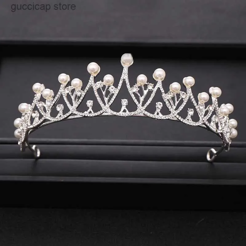 Tiaras Trendy Silver Color Crystal Pearl Tiara Princess Headpiece Crown Party Birthday Gift Bridal Headdress Wedding Hair Accessories Y240319