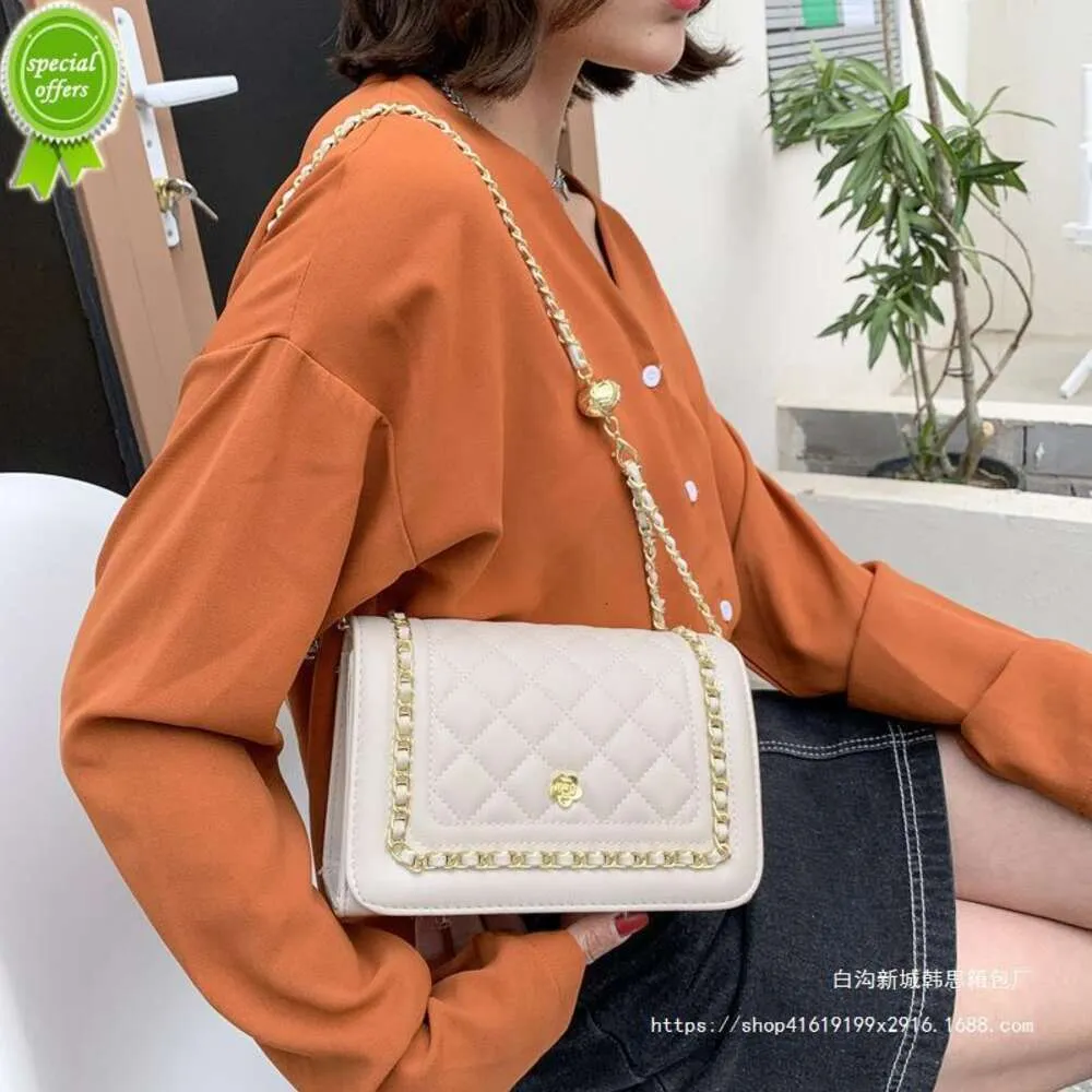 Quelle Fabrik Hohe Qualität Paket Sommer 2024 Neue Damen Kette Mode Trend Tasche Einzelne Schulter Diagonal Span Tragbare Kleine quadratische Pu