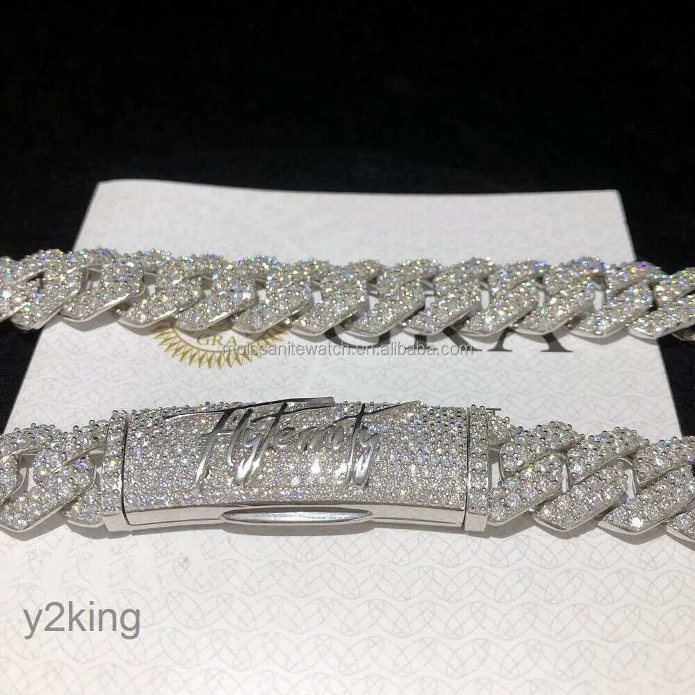 Anpassad lås VVS Diamond Moissanite kubansk halsband Sier Gra Iced Out Hip Hop Miami Link Chain Men smycken MCY7