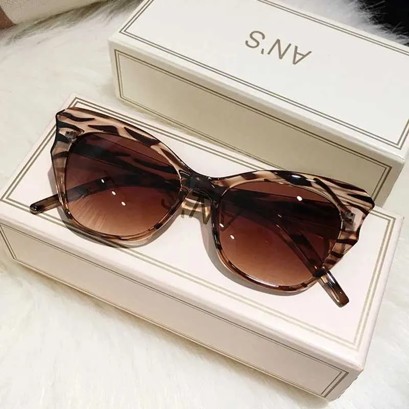 نظارة شمسية Cate Eye Sunglasses Women Brand Designer Vintage Sun Glasses Full Fashion Coll Colors Travel Oculos de Soll2403