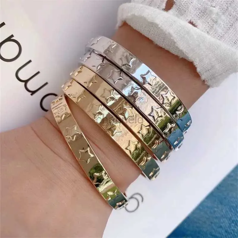 Armreif 5 Stück neue Mode minimalistische vergoldete Messingschmuck einfache Sternöffnung Armband Armbänder für Frauen Hochzeit 240319