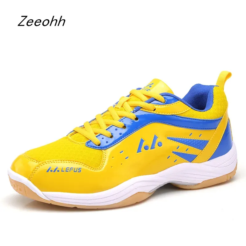 Badminton Novos sapatos de badminton esportes ao ar livre tênis respiráveis homens homens homens de alta qualidade tênis tênis leves confortável tamanhos de tamanho grande