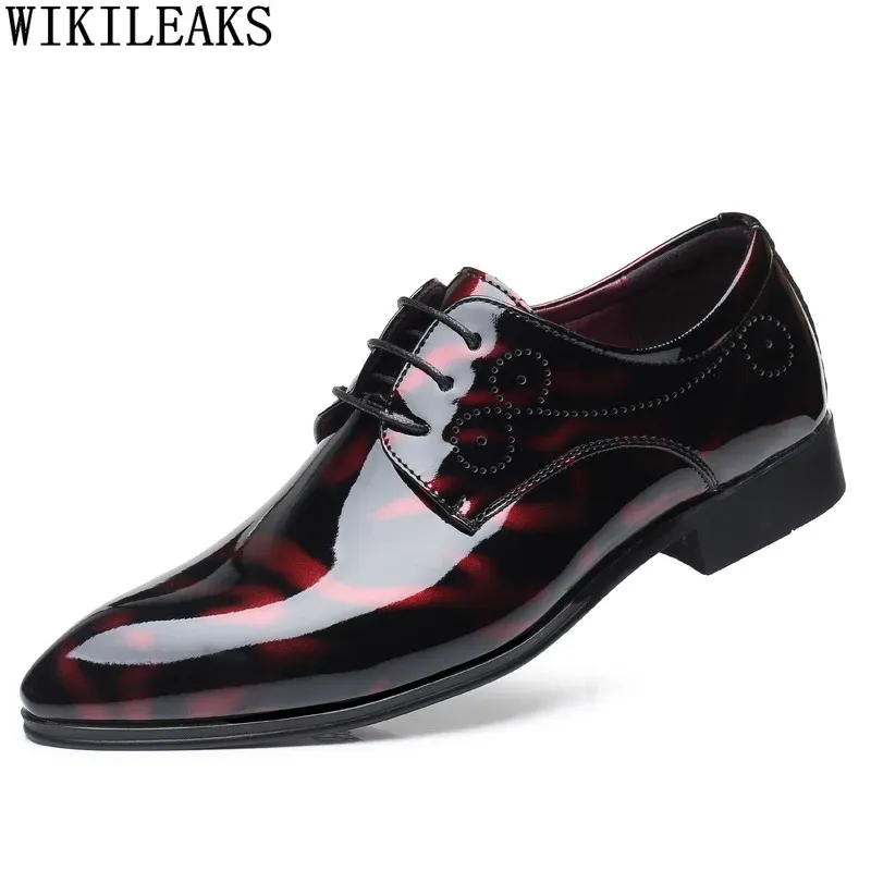 الأحذية الإيطالية الرجال اللباس أحذية فاخرة أوكسفورد أحذية للرجال مصمم أحذية الزفاف للرجال Zapatos de Hombre Chaussure Homme Luxe Marque