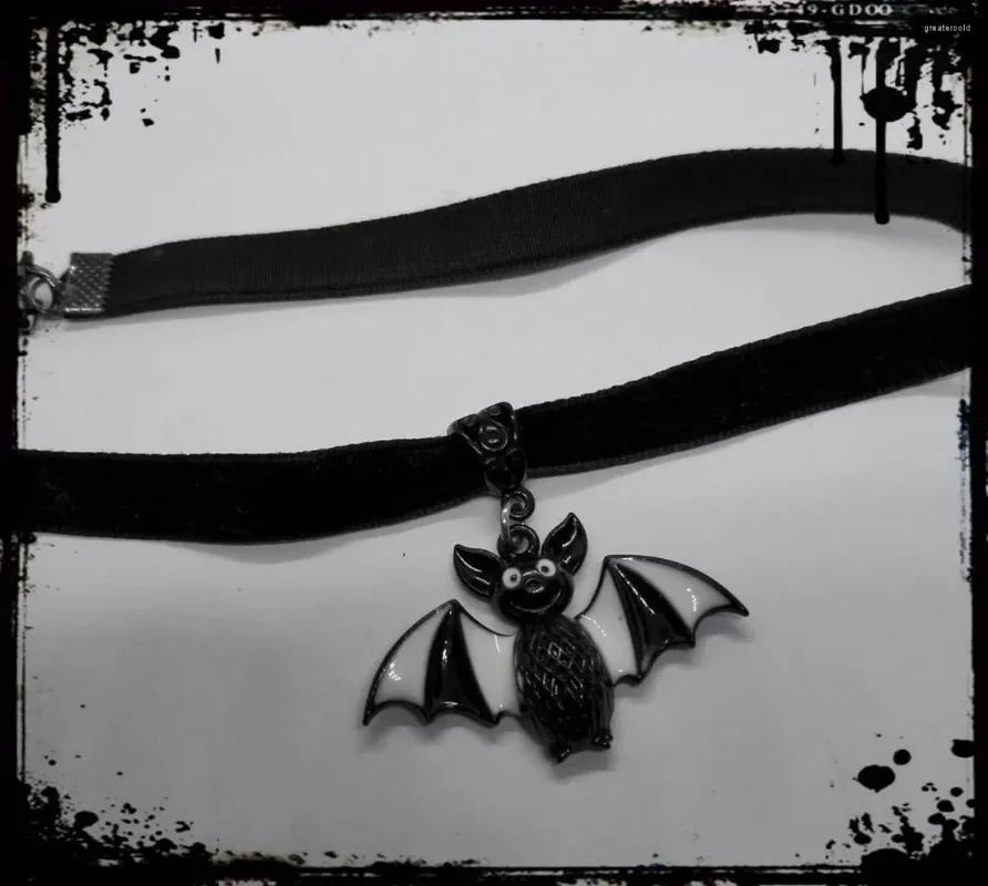 Choker gotisk mode söt svartvit baby bat sammet krage hänge halsband halloween gåvor för kvinnor