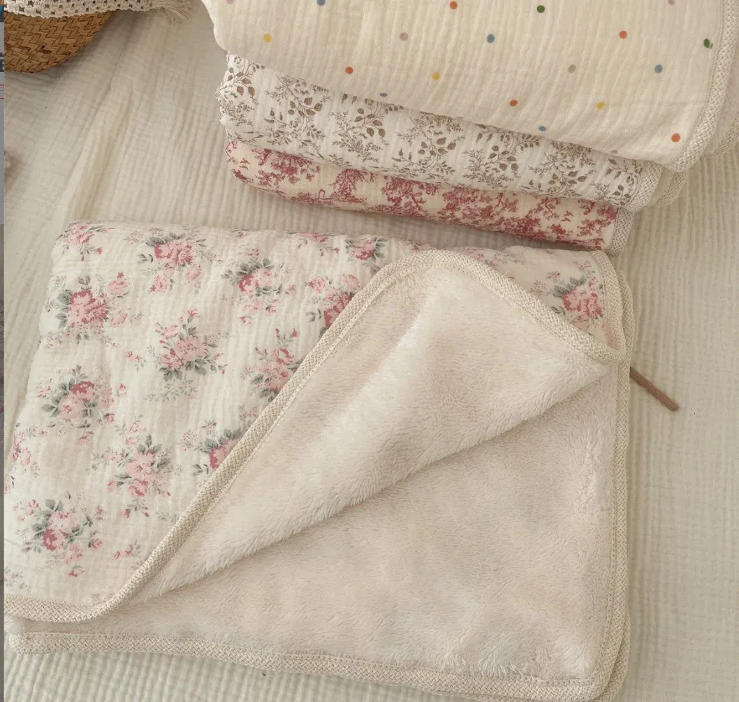 born Fleece Muslin Baby Swaddle Wrap Printed Super Soft Warm Throw Blankets Crib Stroller Cover Quilt Mantas 240304