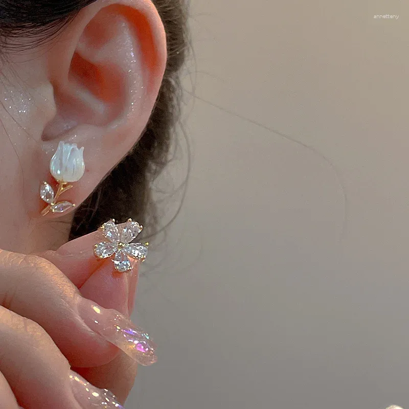 Studörhängen 2024 utsökt rosblomma zirkon för kvinnor glänsande kristallblommor imitation pärla örhänge flickor fest smycken