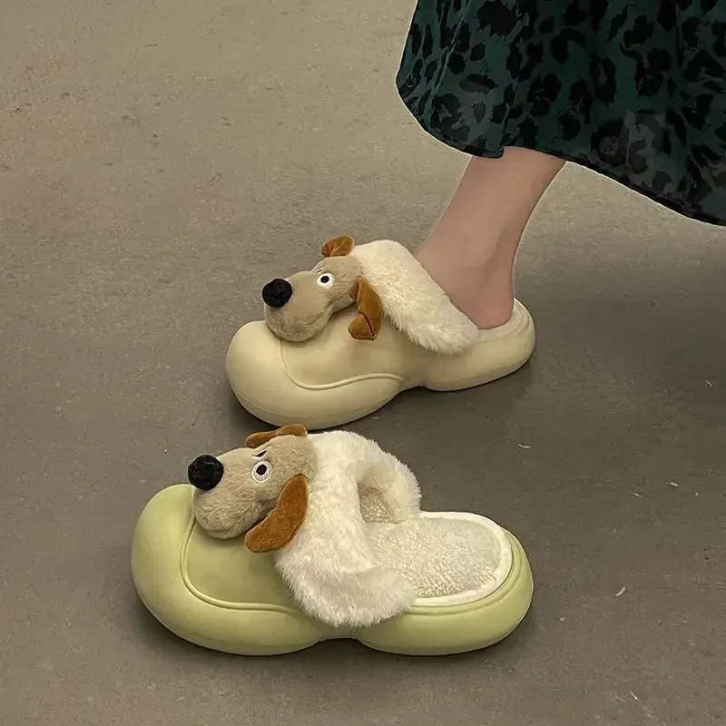 Slippers fofos de desenho animado cachorrinho chinelos de animais femininos kawaii fofos chinelos à prova d'água de inverno lâminas de pele quentes femininas