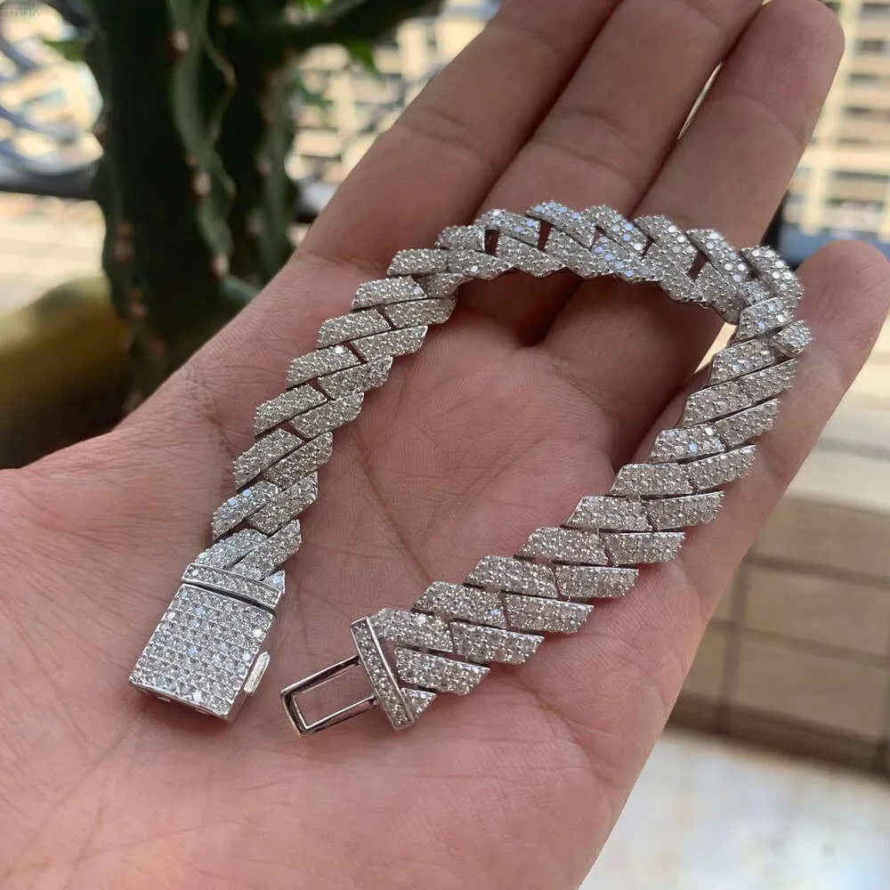 Bijoux de style hiphop de diamant Moisanite Bracelet Cuban Bracelet Arrivée Hot 925 Cadeau de Noël Silver New Christmas pour hommes et femmes 1 pièce