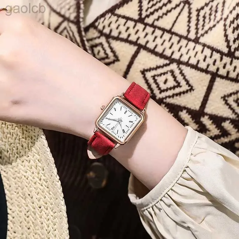 Wristwatches Quartz Wrist Watch for Women Reloj Mujer 2023 Fashion Women Watches Ladies Red Leather Bussiness Casual Watch Relogio Feminino 24319