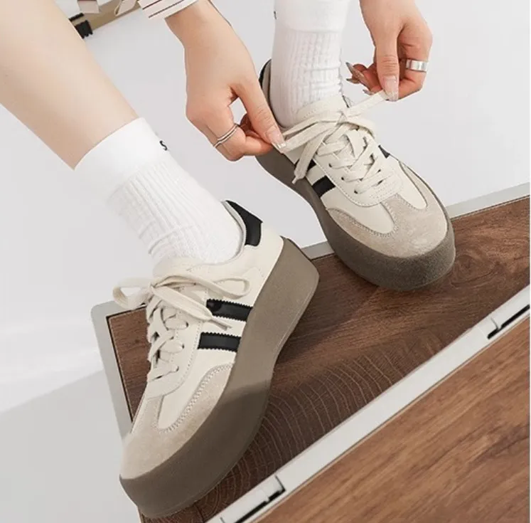 Nouvelle robe décontractée Chaussures pour femmes tendance mode polyvalente en cuir polyvalent