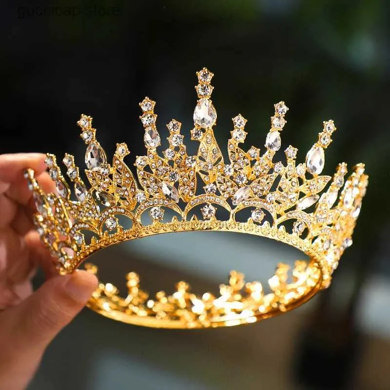 Tiaras itacazzo brudhuvudkläder guldfärg bländande stil ädla damer skönhet tävling bröllop krona y240319
