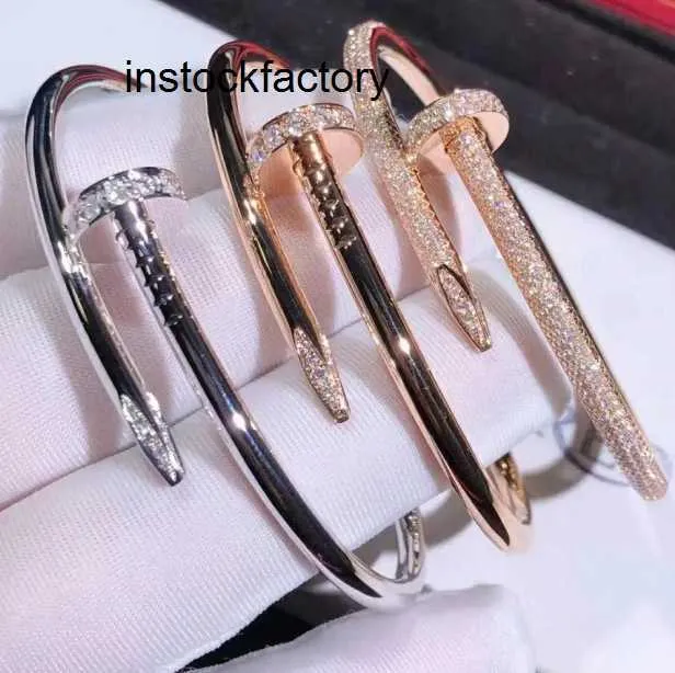 Original 1to1 Cartres Bracelet Nail S925 Pure Silver Plated 18K Gold Inlaid with Diamond Light Luxury Versatile Fashionable and Elegant Handcrafted 0B9C 053M