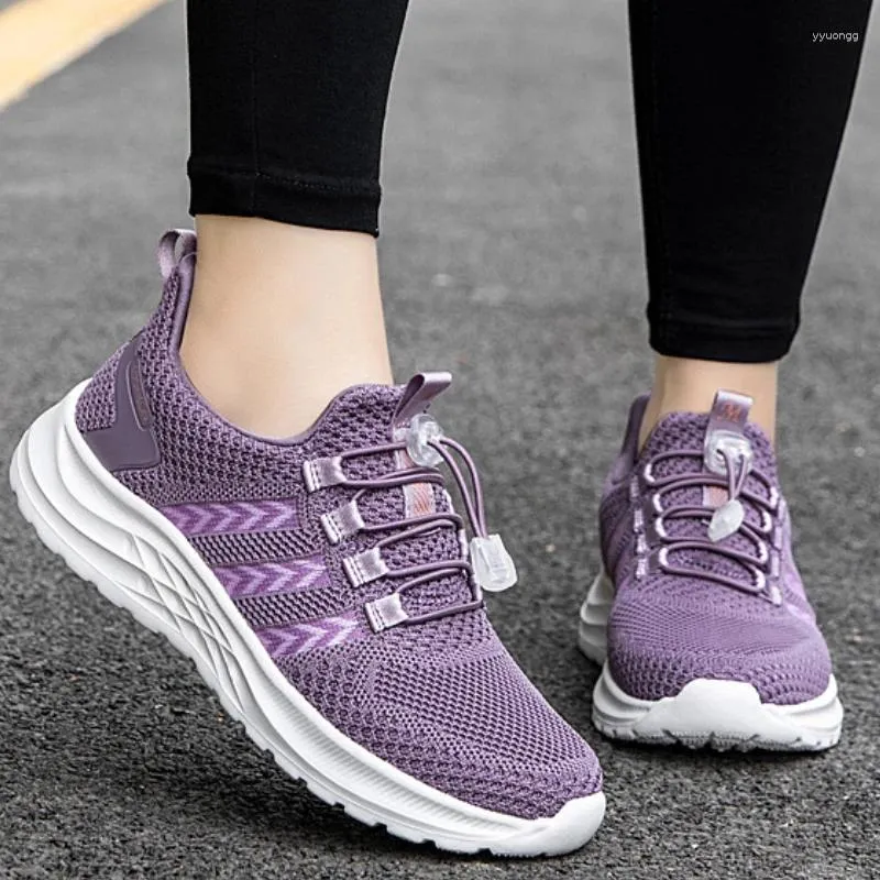 Casual skor par lätt promenad kvinnor andas mesh plus size runda huvud sneakers chunky tränare zapatilla deportiva mujer