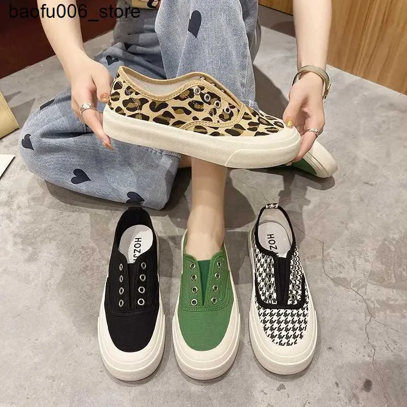 Sapatos casuais sapatos de lona das mulheres nova moda sapatos esportivos leopardo impressão sliders mulheres vulcanizadas plana sapatos casuais das mulheres q240320