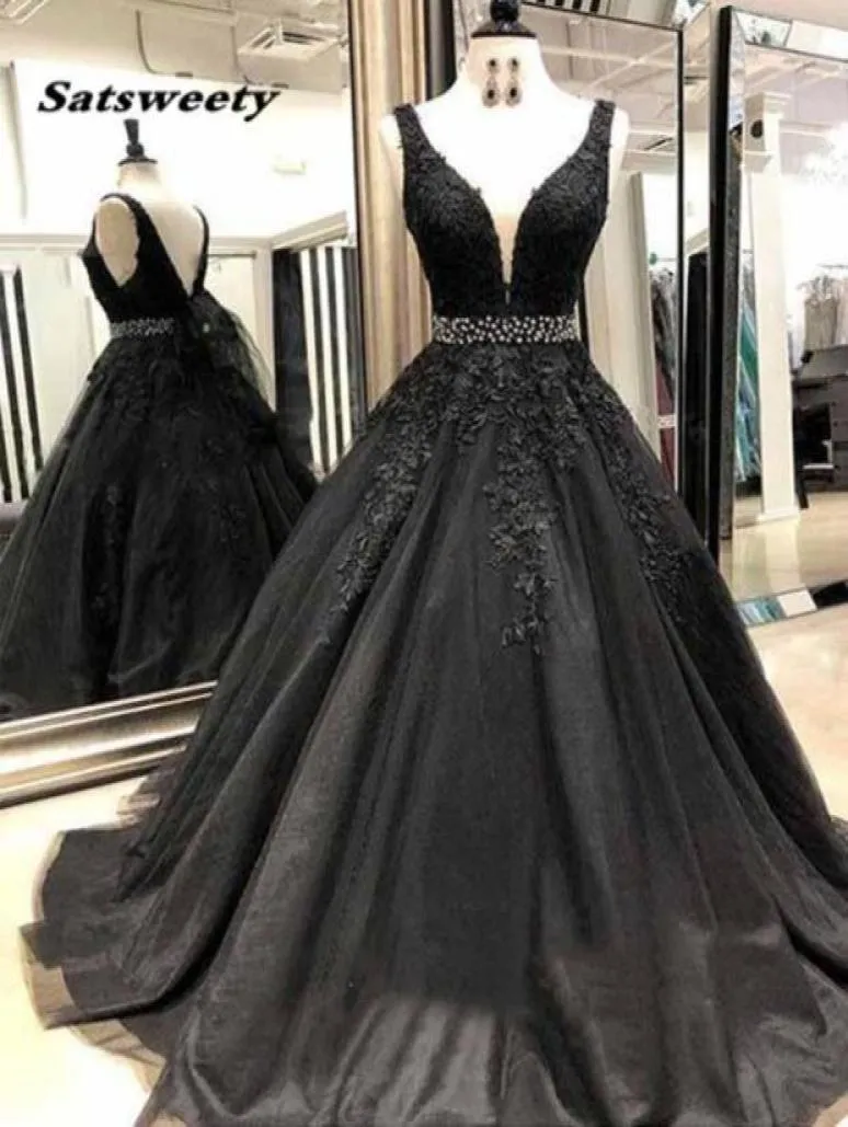 Black Long Prom Dresses with Beading VNeck Ball Gown Tulle Appliques Lace Saudi Arabic Evening Dress Gown abiye gece elbisesi508625771713
