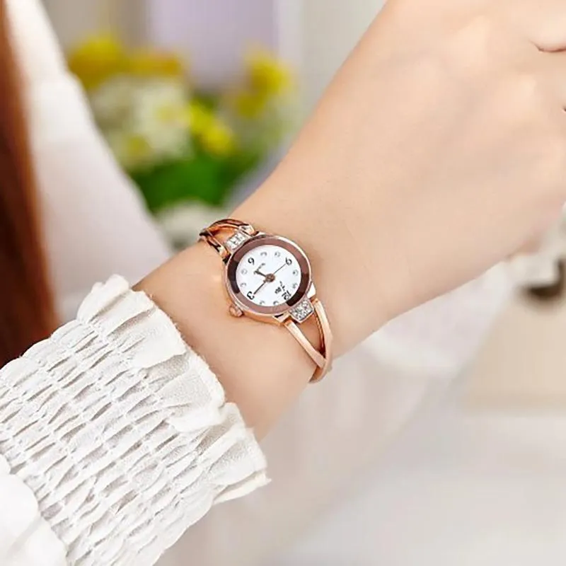 Montres-bracelets Bracelet étanche montres à quartz femmes élégantes montre-bracelet analogique dames strass alliage rosegold