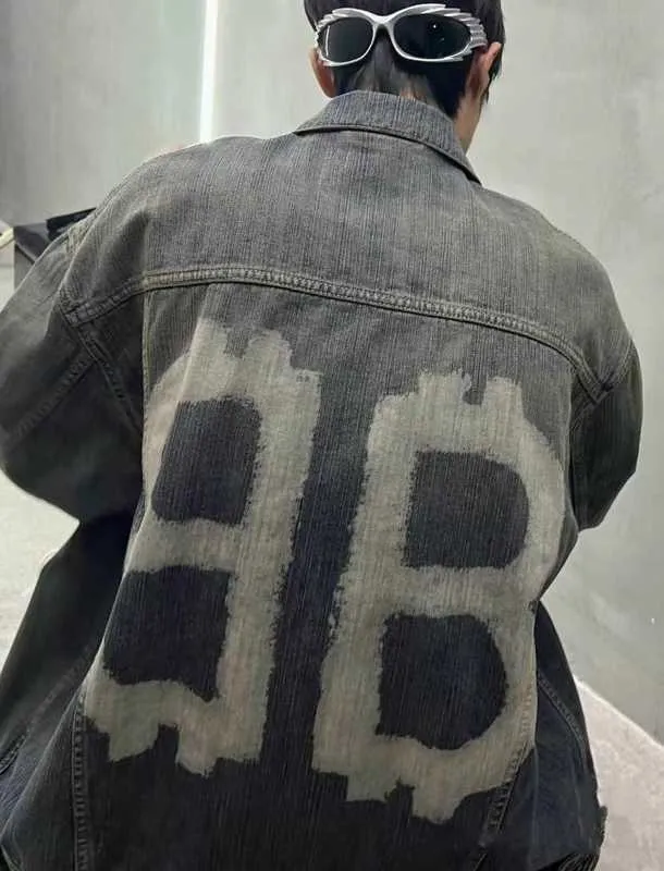 Designer High Edition Luxury Fashion Paris B Home Double B Geschilderde letters Internet Rood Dezelfde stijl Veelzijdig los denim jack voor heren en damesI7KJ