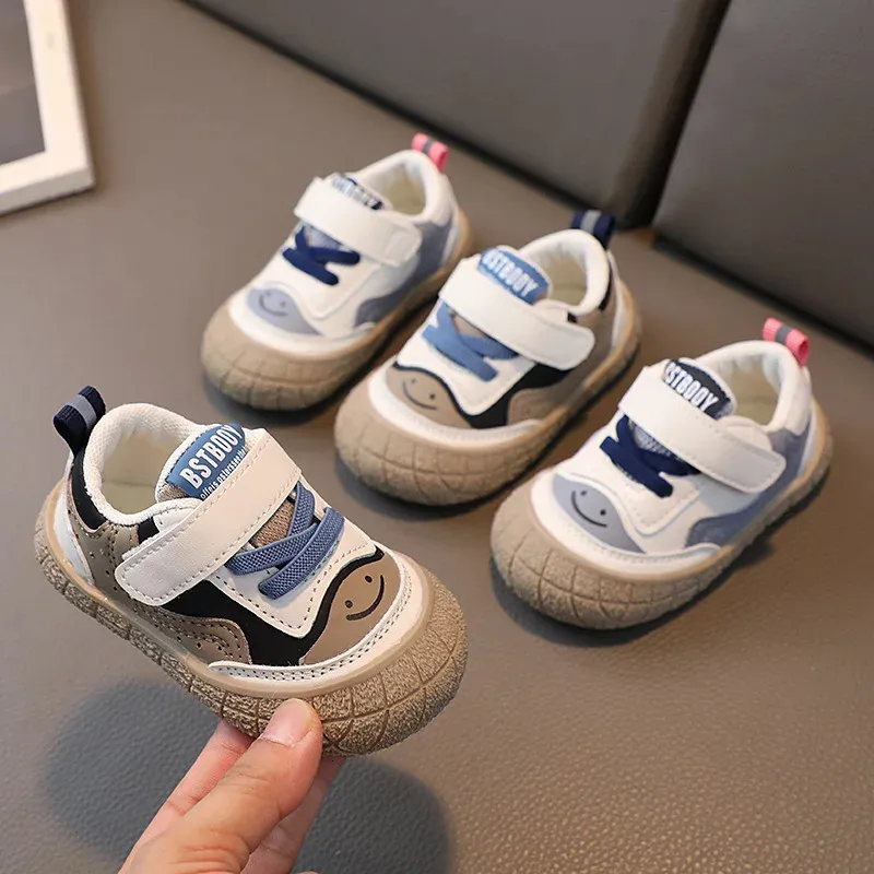 Barn casual skor baby flickor sneakers vår höst barn inafnt småbarn softsoled utomhus spädbarn 240313