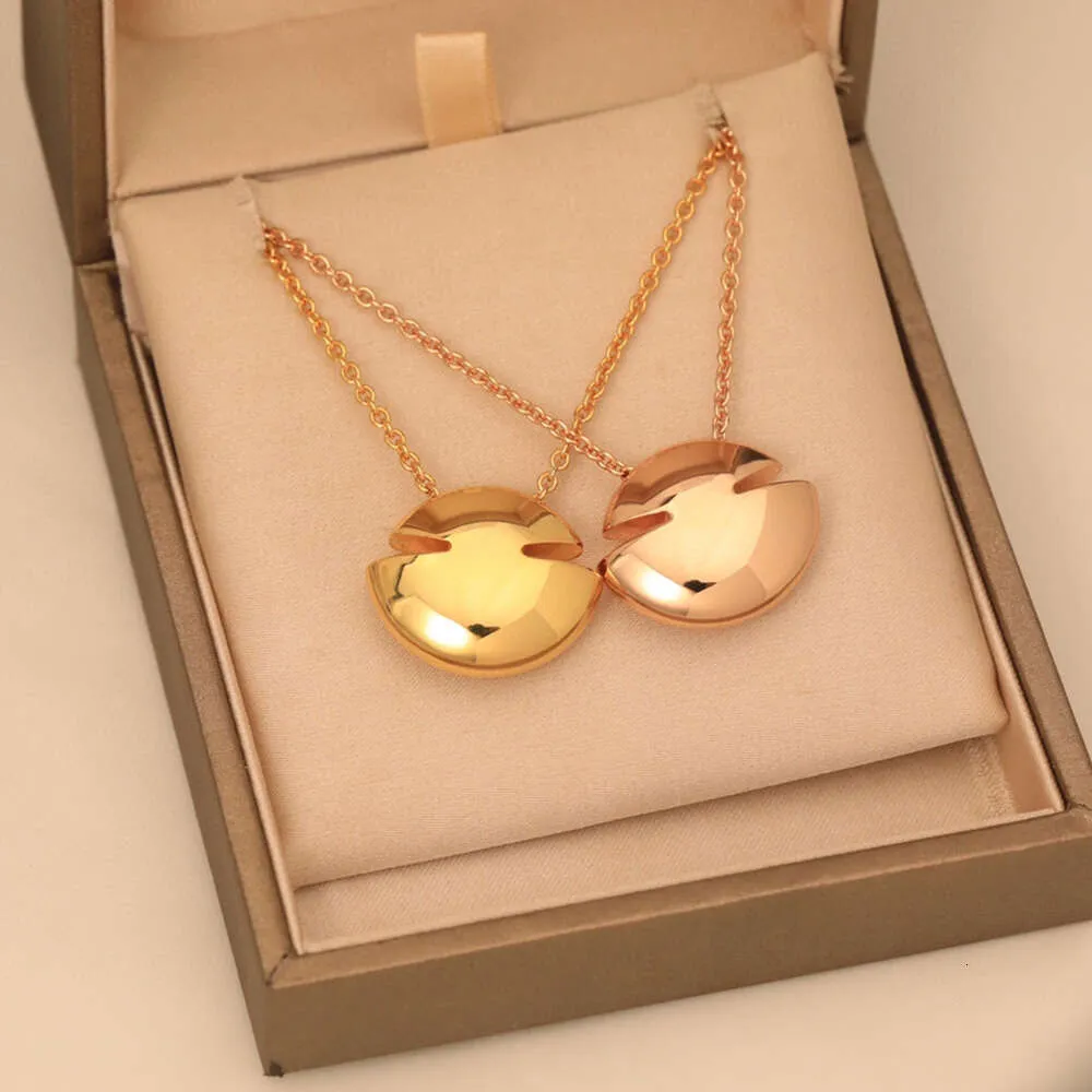 Colar circular de ouro de alta qualidade acessórios femininos minimalistas elegantes e requintados festa de ovo de pombo clássicos legais