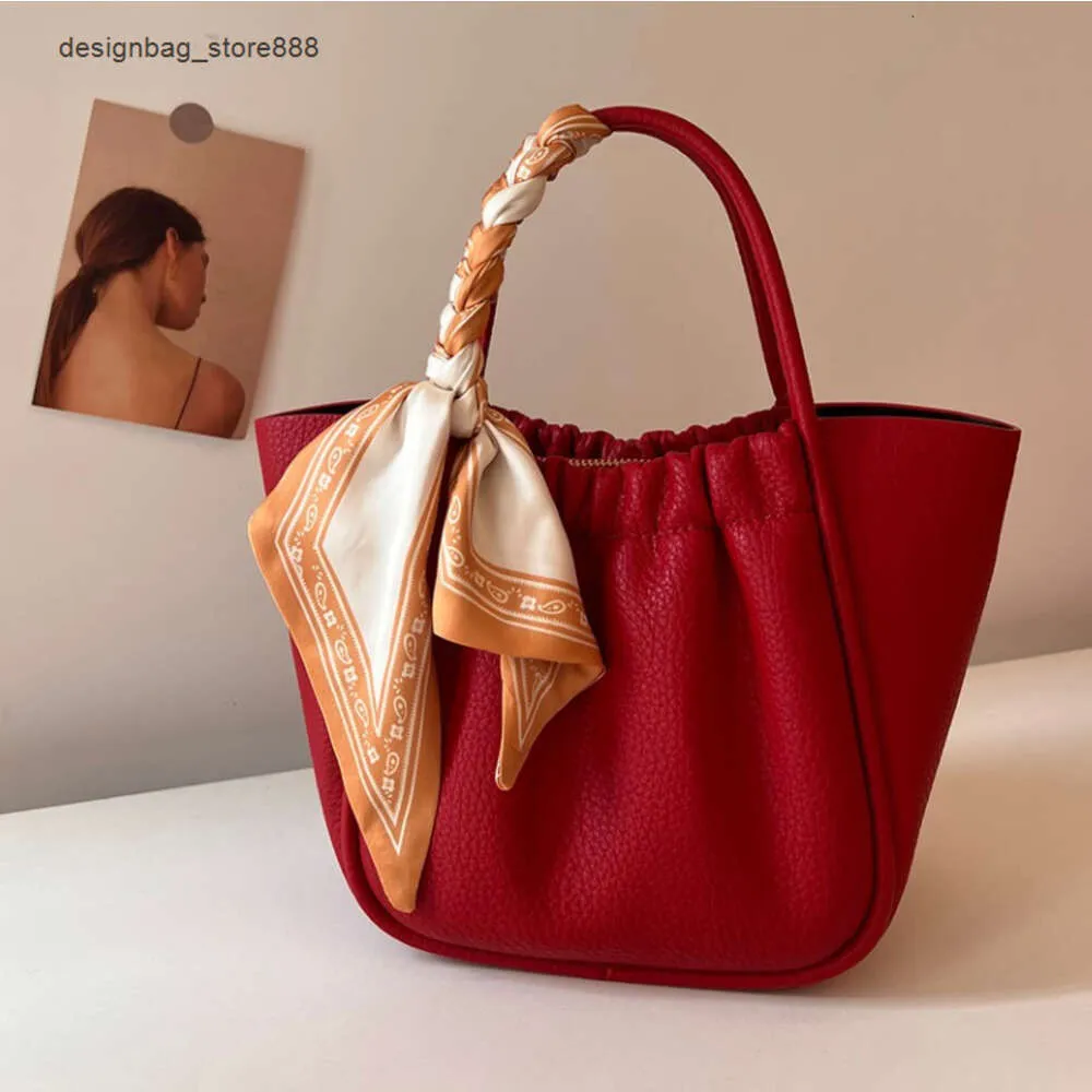 Wholesale Retail Brand Fashion Handbags Red Wedding Bag Brides New Small and High Sense Handheld Special Basket Bucket