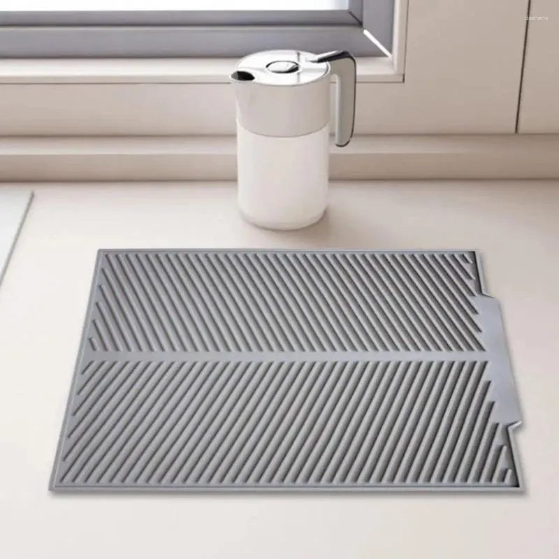 Bordmattor Sänk Design Matsäkerhetsmatta Flexibel silikonskål Torkning av värmebeständig icke-halkbräda som är miljövänlig för hemmet