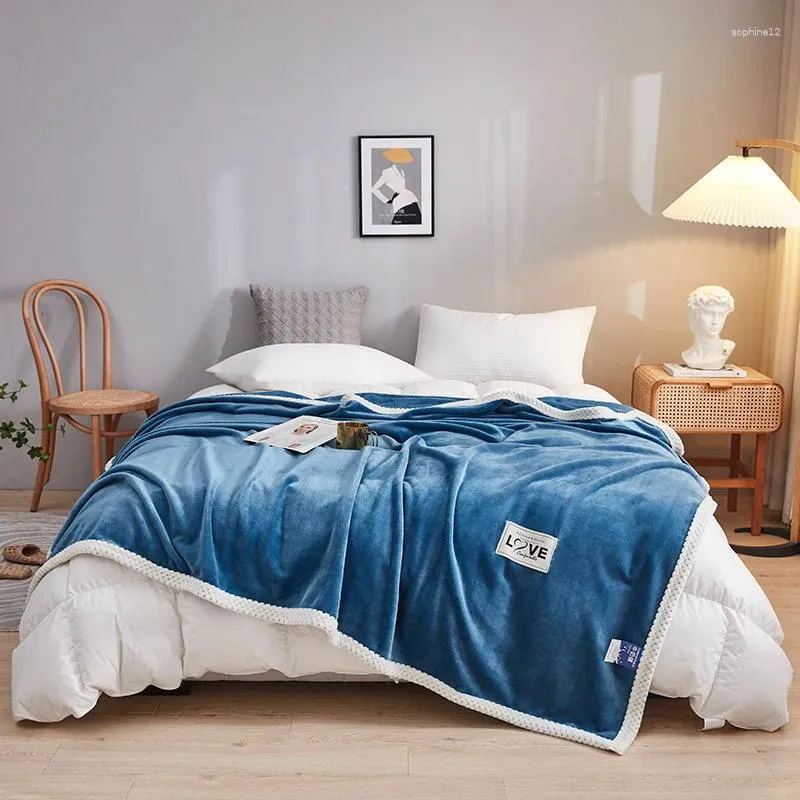 Coperte Biancheria da letto in peluche invernale Morbida coperta doppia Divano Coperta scozzese per la casa Camera dei bambini Cobertor per Natale