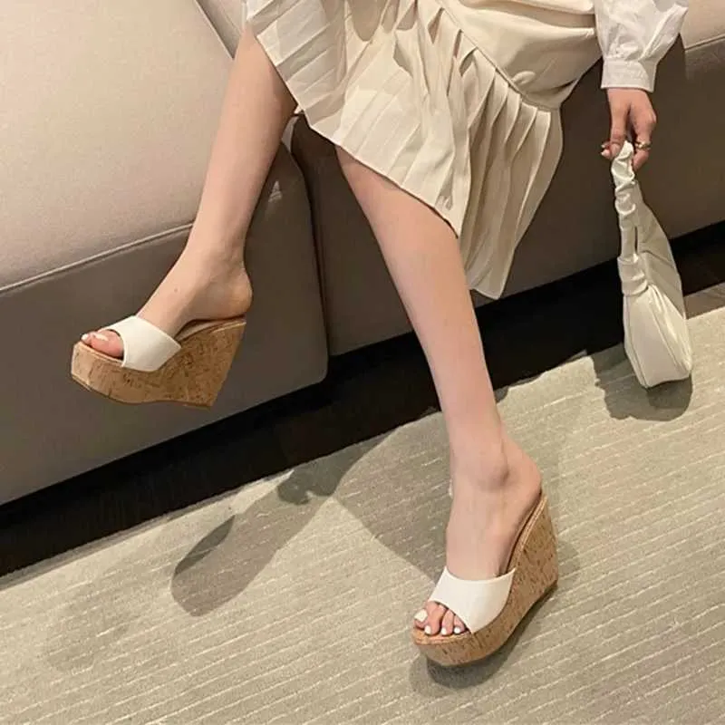 Dress Shoes Voesnees Women Slipper Fashion Summer Casual 12CM Wedges High-Heeled 2021 New One Word Band Concise Classics Sandals H240321WYV6PPS3