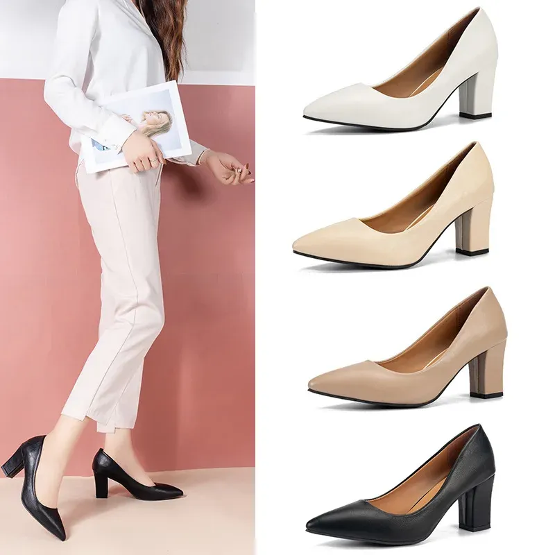 BOMBAS FASHIONS CLÁSSICOS MULHERES BOMBAS DE SAPELAS ALTOS JULHADAS 2023 SLure Spring Autumn Poets Block Heels Office Use Ladies Shoes