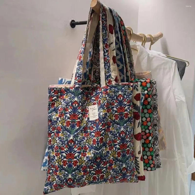 Shoppingväskor Eco Canvas Floral Women Axel väska Tyg Återanvändbar hopfällbar livsmedelsbutik Tote Girl's Fabric Bookbag Handväska