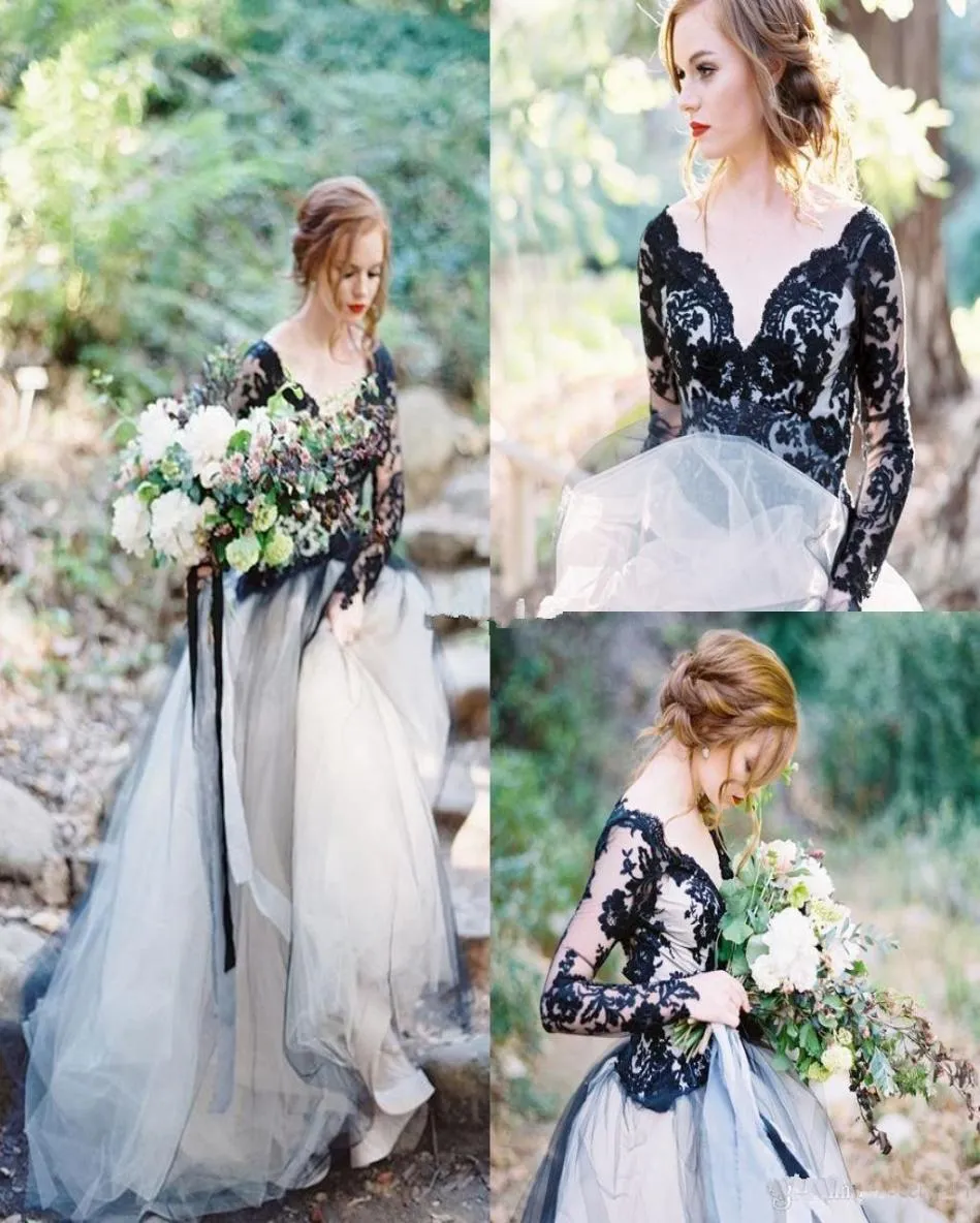 2020 robes de mariée noires les plus récentes avec manches longues col en V une ligne dentelle appliques gonflées tulle dos nu style rustique robe de mariée Cust6442319