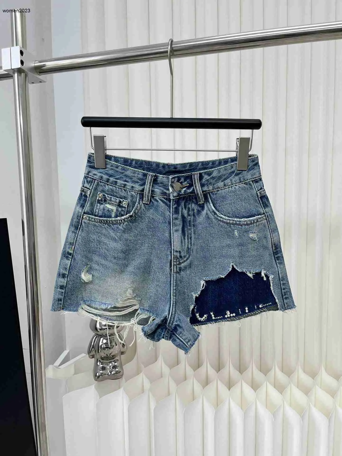 Brand Shorts Designer Pants Women Shorts Spring Womens Fashion LOGO Make old jeans Pants Elegant Broken denim Mar 16