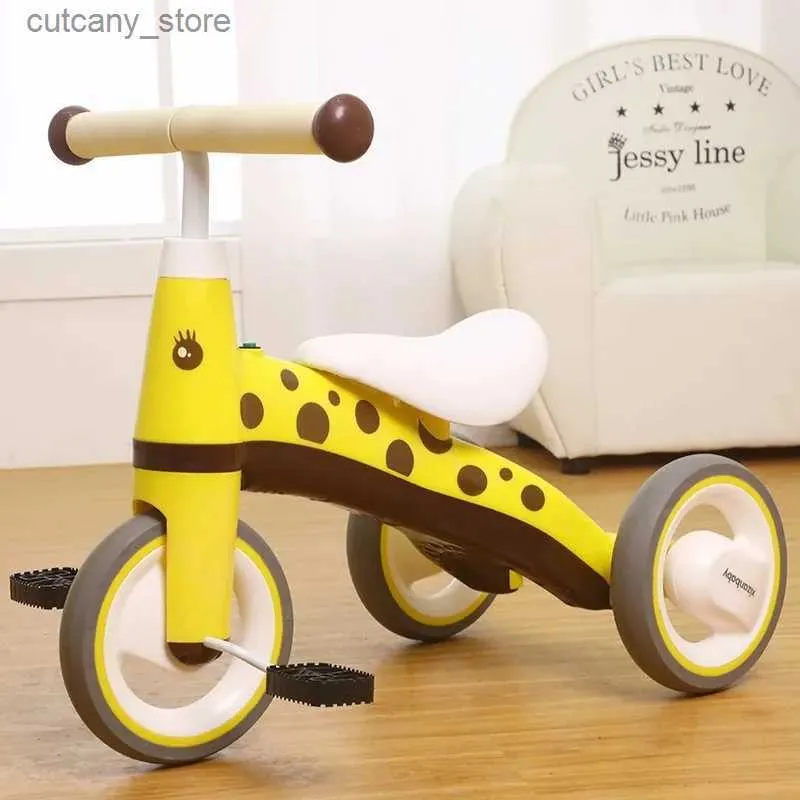 Biciclette cavalcabili a pedali Tricyc con musica per bambini 1-3-5 anni Baby Bicyc Ma e Fa Large Balance Car Smooth Cycling New Hot 2023 L240319