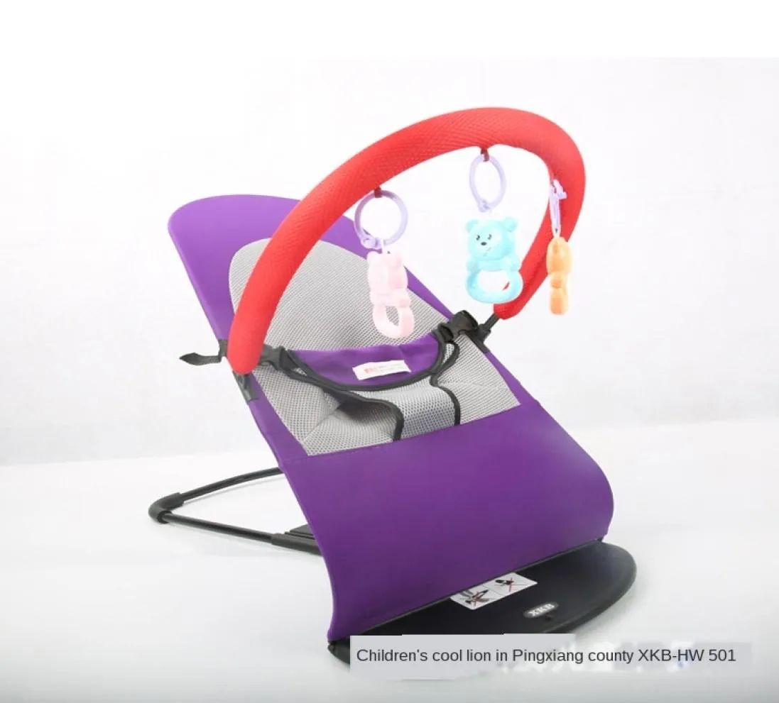 Däckkomfort kan vara balanserad vikning av sömnkoaxande artefakt gungande babydäck komfortstol kan vara balanserad vikning av sömnkoaxing 4862472