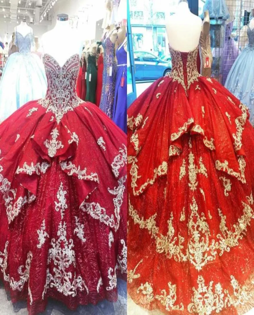 Bling Sequins Tulle Ball Gown Prom Sweet 16 Dresses Dark Red Gold Embroidered Applique Beaded Ruffle Skirt Quinceanera Dress For W5852120