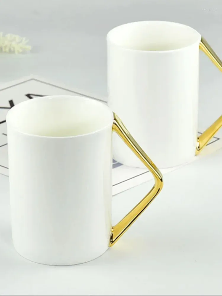 Tasses en porcelaine, tasse cadeau, tasse créative en céramique avec poignée en or, coin