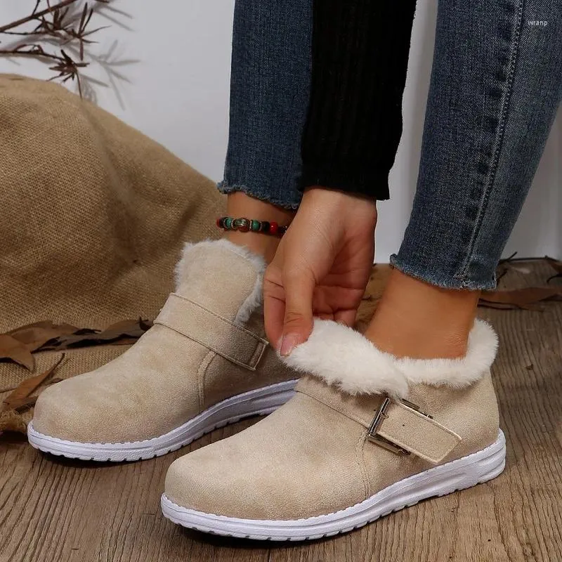 Scarpe casual Stivali di cotone a fondo piatto europei e americani 2024 Autunno Inverno Peluche caldo tubo corto da donna vulcanizzata