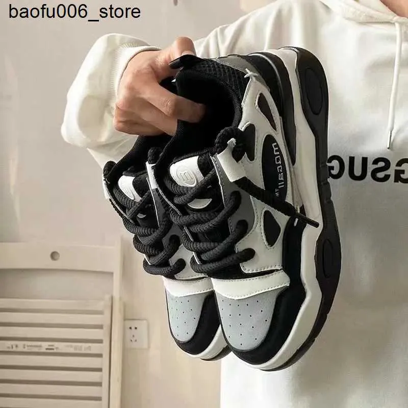 Casual Shoes Mens student black platform bread shoes womens couples fully matched casual sports fashionable loose fitting adult zapatillas mujer Q240320