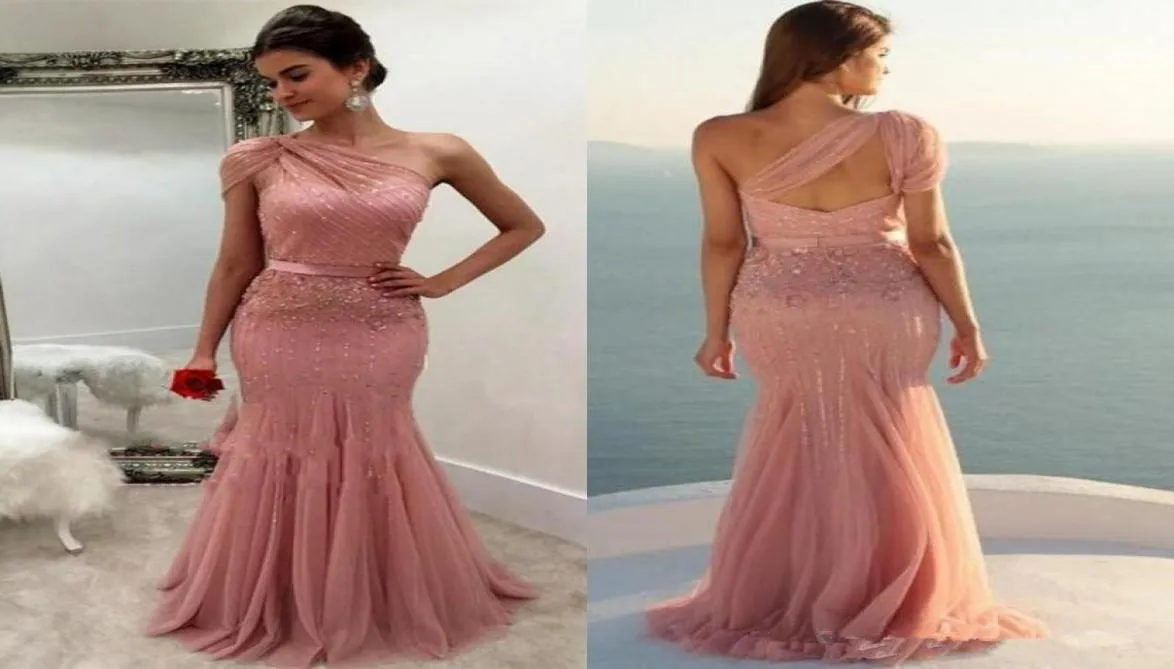 2019 New Design Dusty Rose Formal Dresses Evening Wear One Shoulder Beaded Mermaid Long Arabic Prom Party Special Occasion Gowns C1965592