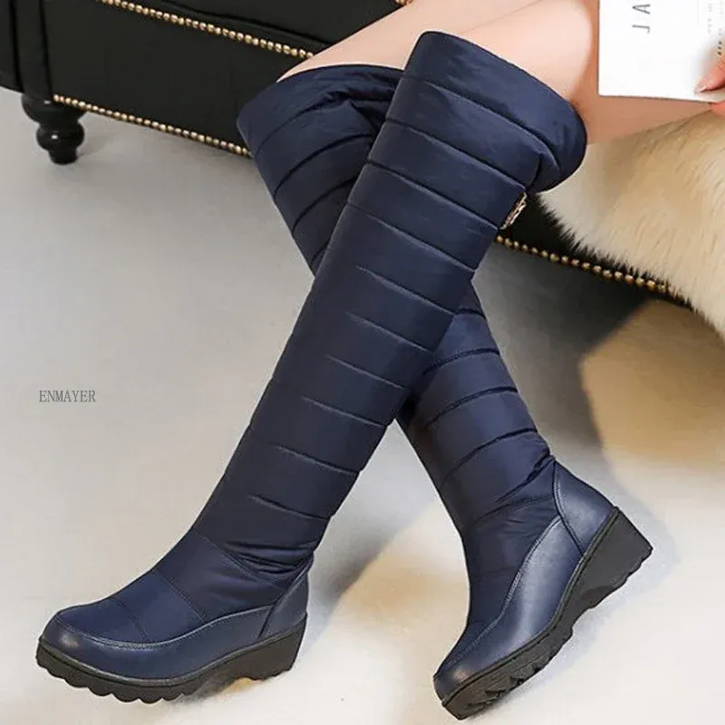 Botas Enmayer 2024 Sapatos femininos na neve botas em volta do dedo do pé Slipon Overtheknee Snow Boots Square Women Boots Winter 3443