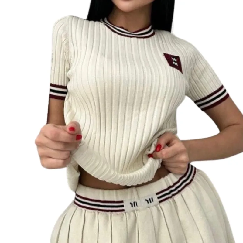 24 صيف امرأة مصممة مصممة مصممة مع نمط خطاب مخطط tirt Girls Milan Runway Crops Tops Tops Brand Pullover Sirt Outwear Slim Knits Sweater