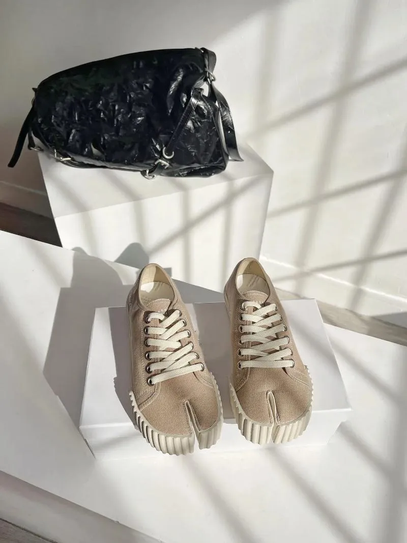 Casual schoenen met split-teen voor dames 2024 Mode split-teen veterschoenen van hoge kwaliteit ademende antislipschoen