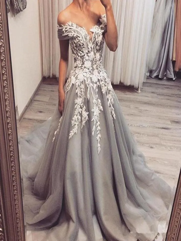 2020 New Vintage Silver Grey Wedding Dresses Off the Shoulder Lace Appliques Tulle A Line Bridal Gowns Sweep Train Custom Made Wed2851187